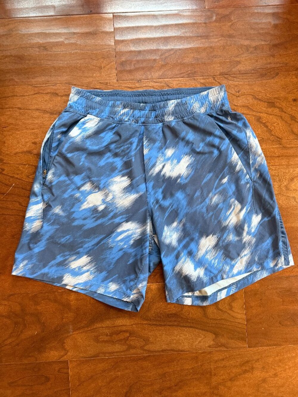 Lululemon Men's Blue Shorts, 7" Size S